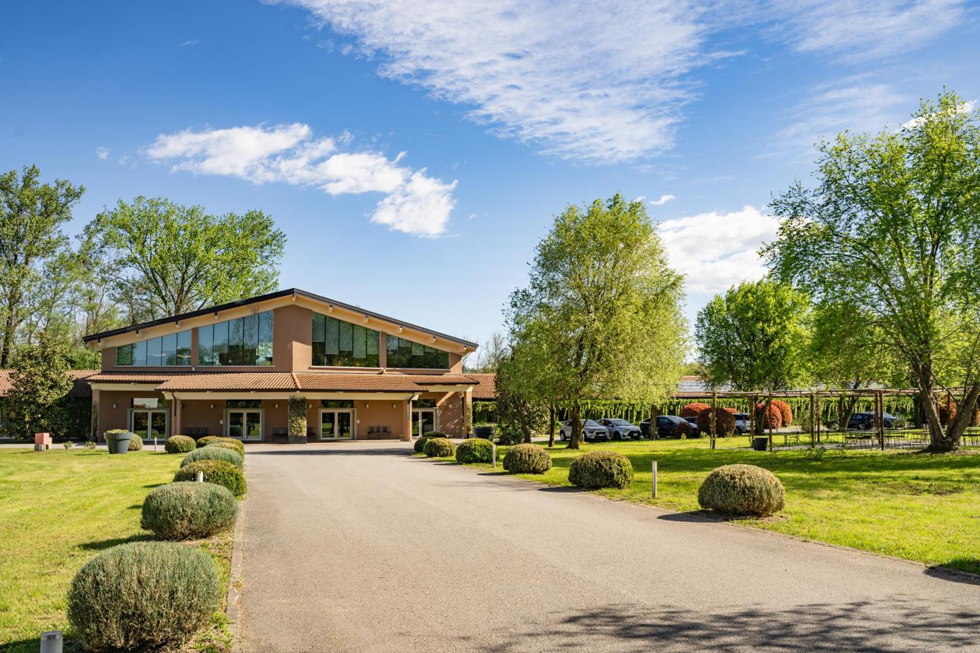 Hotel Capolago Hotel 4*
