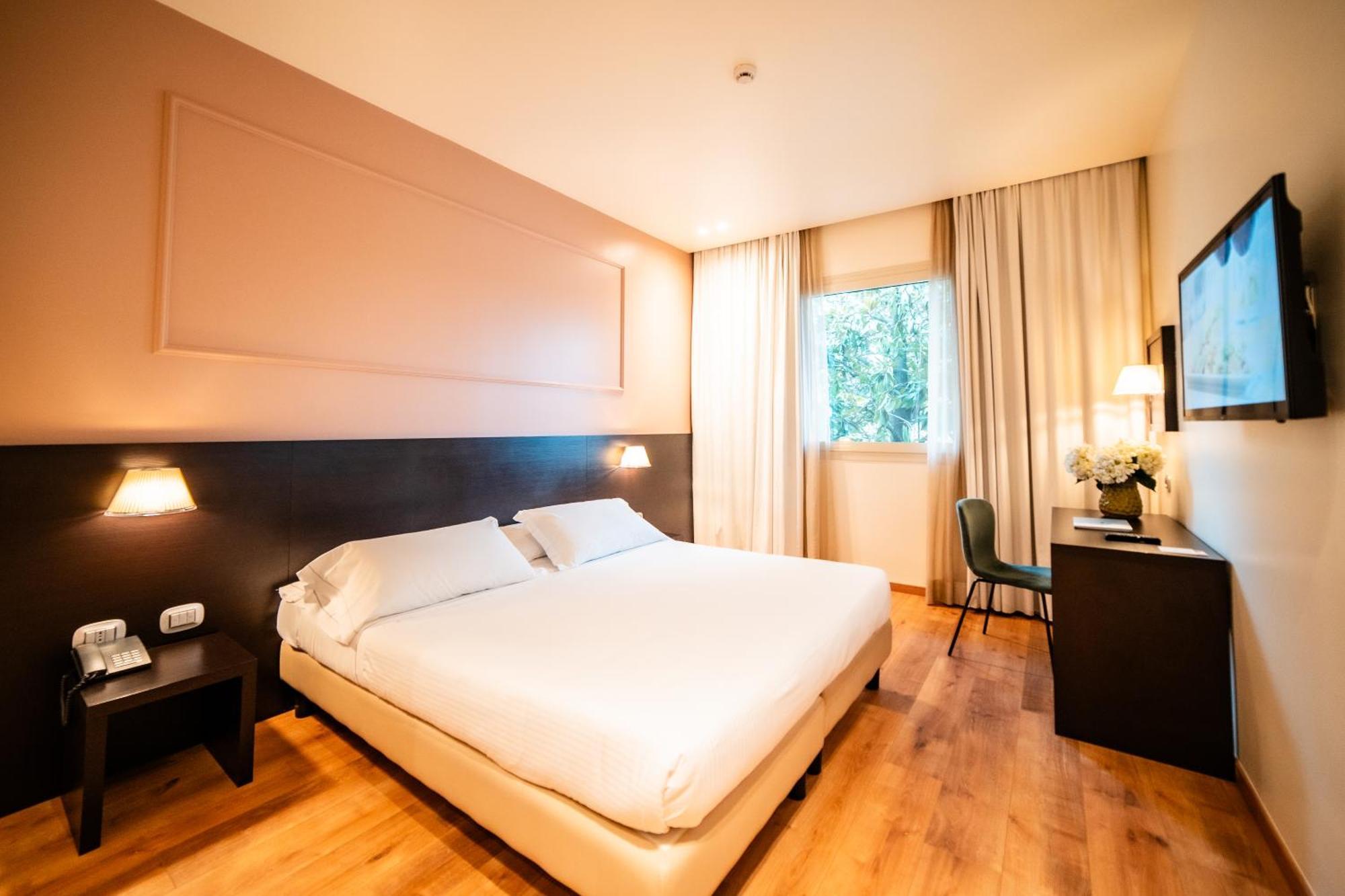 Hotel Capolago Hotel 4*